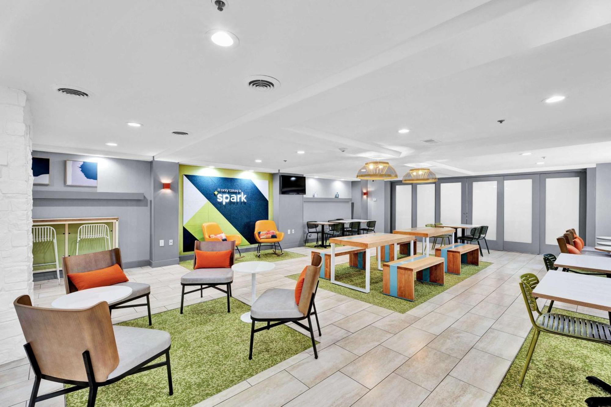 Comfort Inn Plymouth Exterior foto